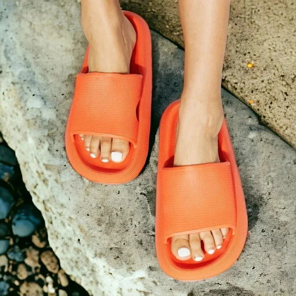 🆕️Bright Orange Open Toe Slides 🧡Comfy Pool Beach Vibes Vacation-Ready Sandals - Picture 10 of 11
